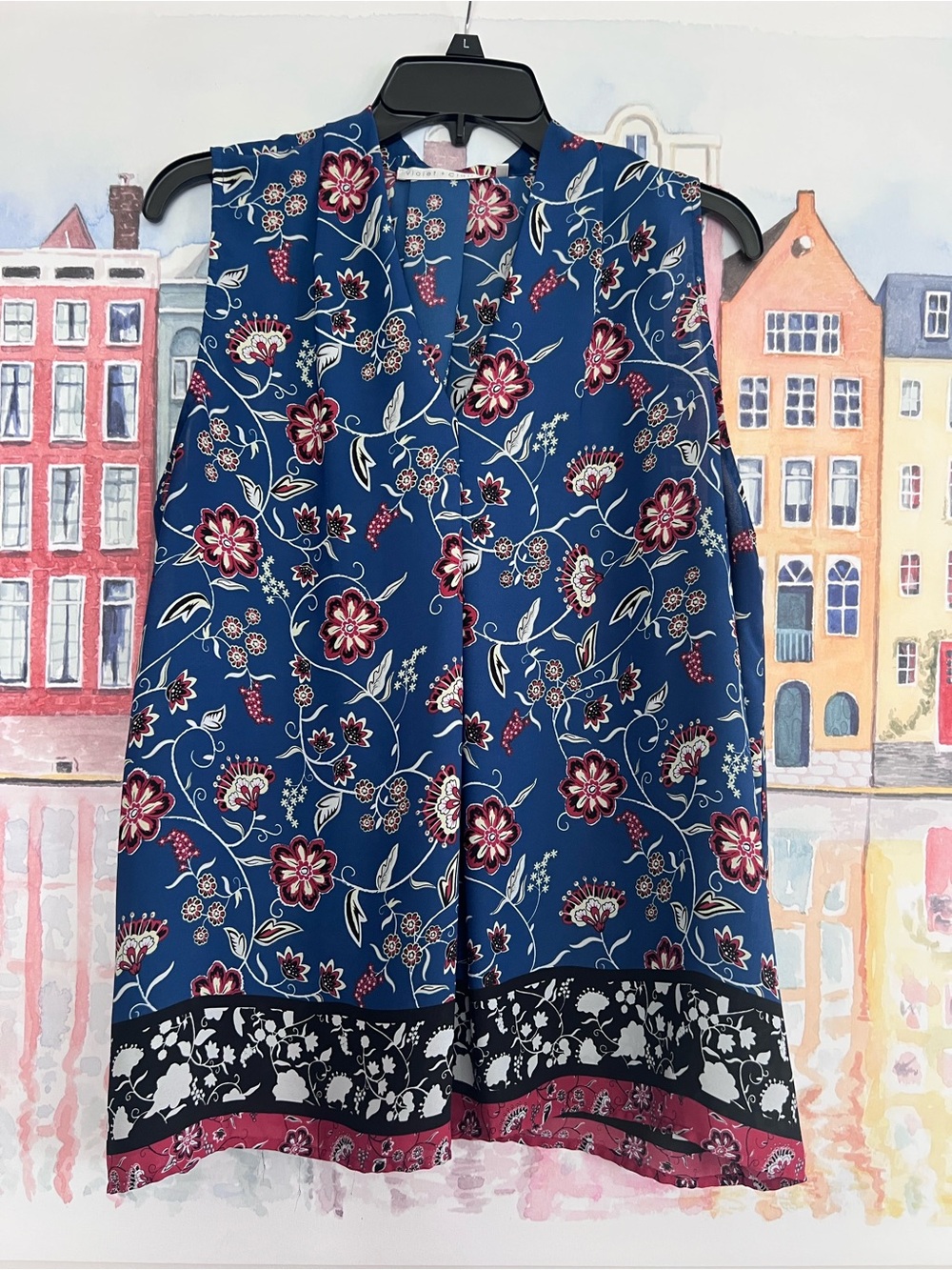 Violet & Claire Navy V-Neck Floral Sleeveless Top XL